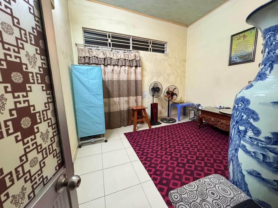 Nhà 3 tầng đường 208 An Đồng 26,2m² giá 1,65 tỷ - Cơ hội sở hữu nhà riêng giá tốt!