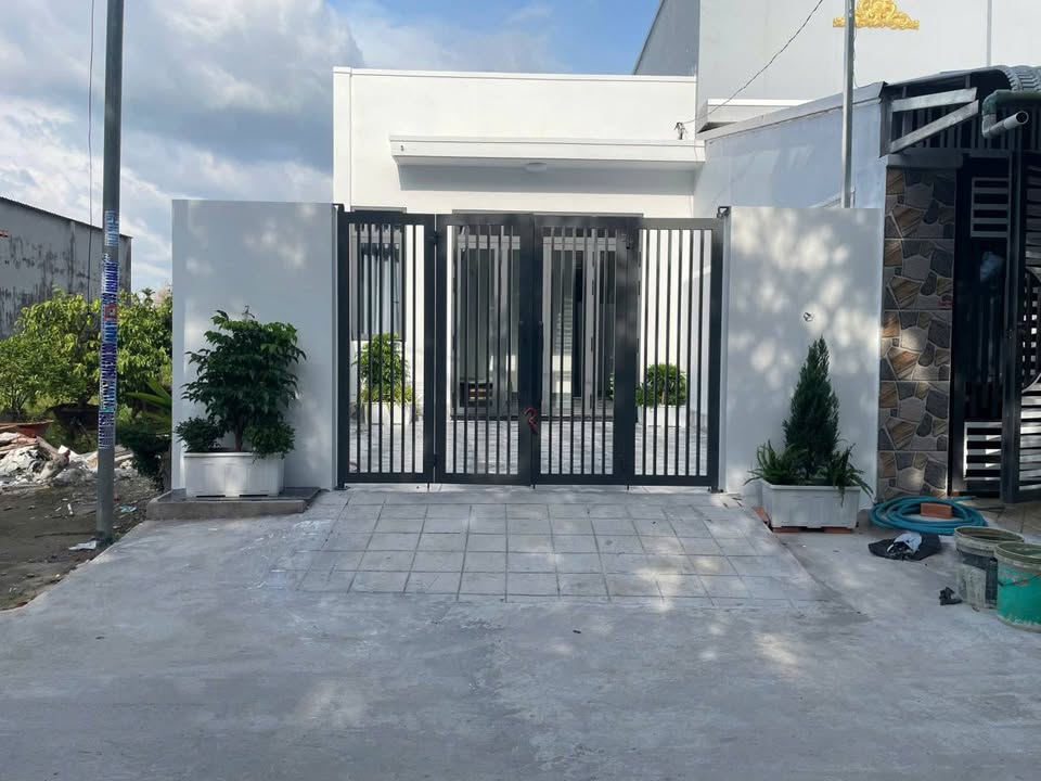 Nhà đẹp hẻm 889 Nguyễn Trung Trực, Rạch Giá 110m² giá 1.68 tỷ - Sẵn sàng vào ở ngay!
