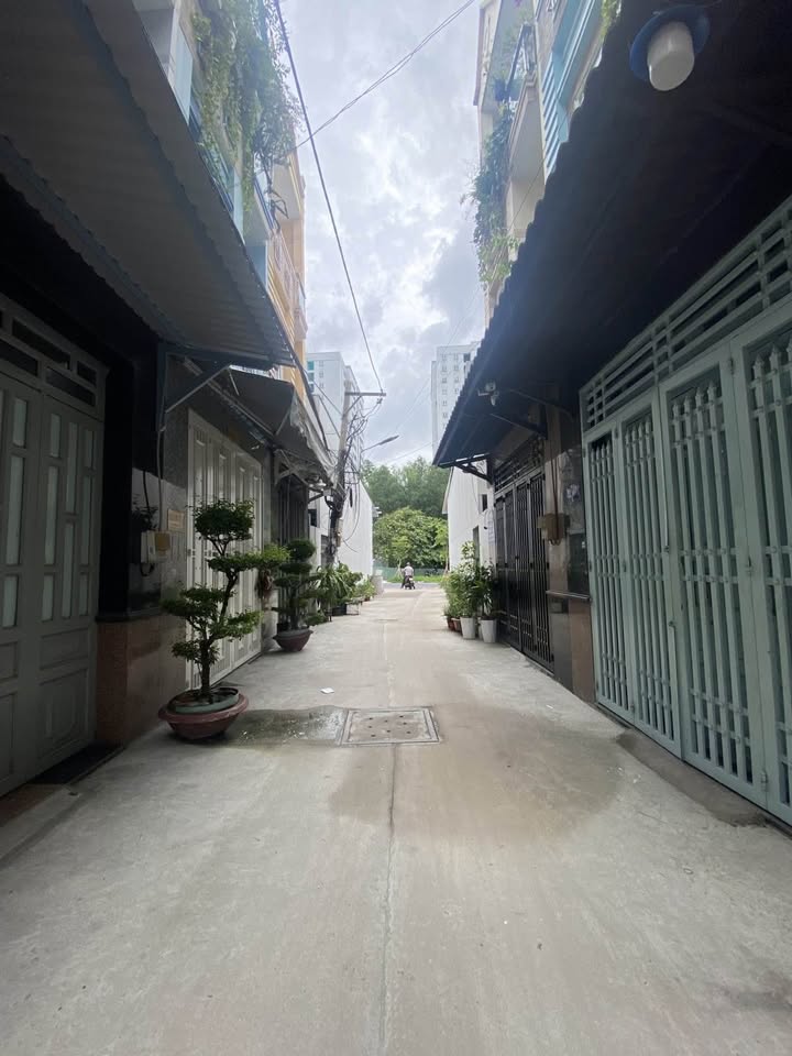 Nhà phố hẻm xe hơi P16, Q8 - Diện tích 44m² chỉ 2.6 tỷ - Pháp lý rõ ràng!