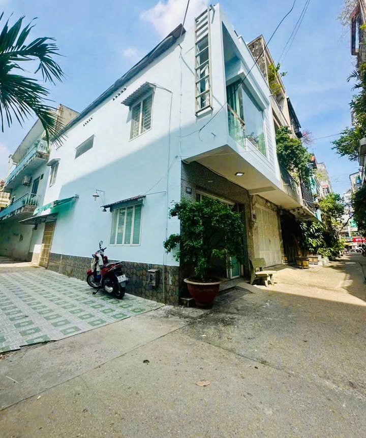 Nhà hẻm xe hơi Bùi Minh Trực 50m² giá 7.99 tỷ - Căn góc thoáng mát, an ninh