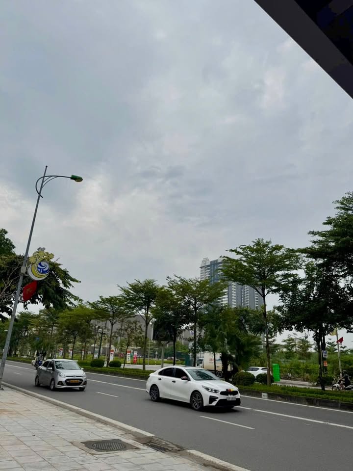 Shophouse Văn Khê Hà Đông 55m² giá 14 tỷ - Vị trí đắc địa, kinh doanh thuận lợi!