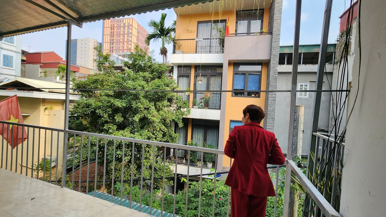 Căn hộ 80m² Chùa Bộc giá 5.5 tỷ - Sẵn sàng vào ở, tặng nội thất!