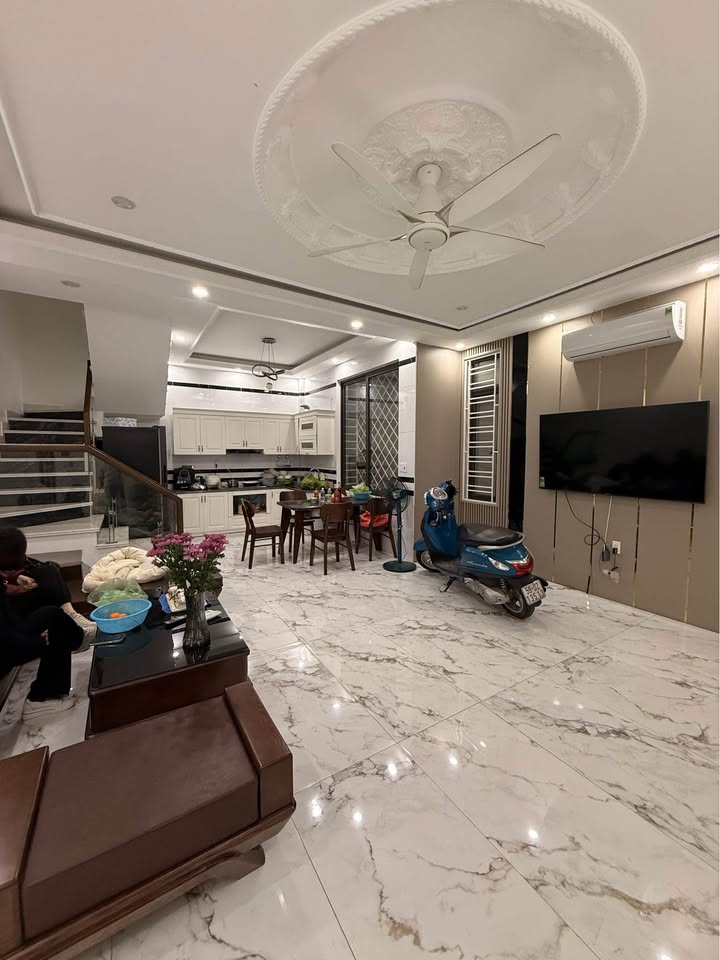 Nhà 3 tầng Lê Hồng Phong 48m² giá 2.95 tỷ - Sẵn sàng vào ở ngay!