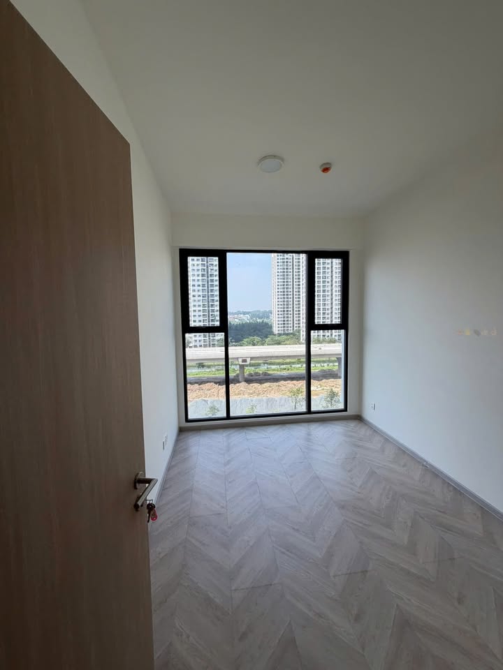 Căn hộ 3PN Vinhomes Grand Park, 97m² giá 6 tỷ - Chính chủ bán gấp!