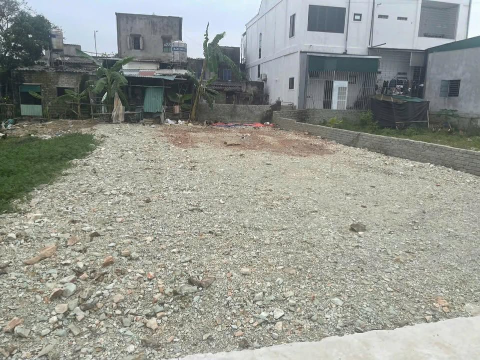 Đất nền Xóm Dong 2, Tân Thành 200m² giá chỉ 2 tỷ - Đầu tư sinh lời ngay!