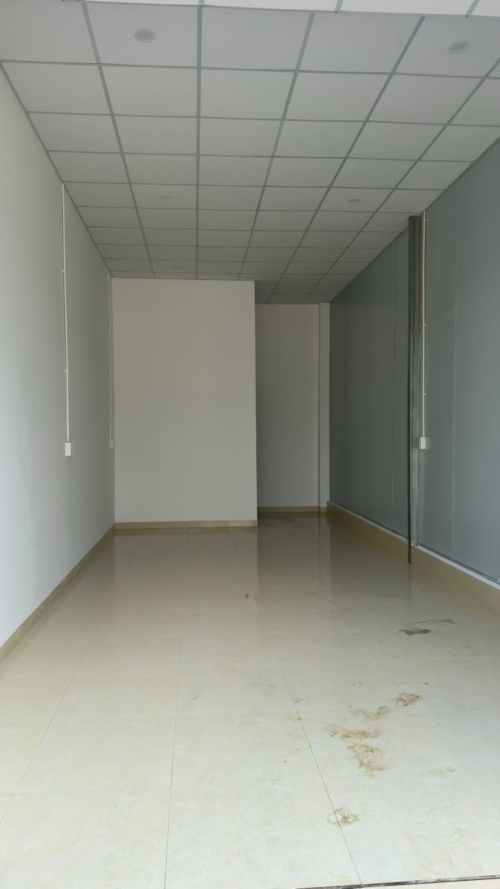 Mặt bằng kinh doanh cho thuê tại Nơ Trang Long, Khối 7 - Phù hợp nhiều ngành nghề