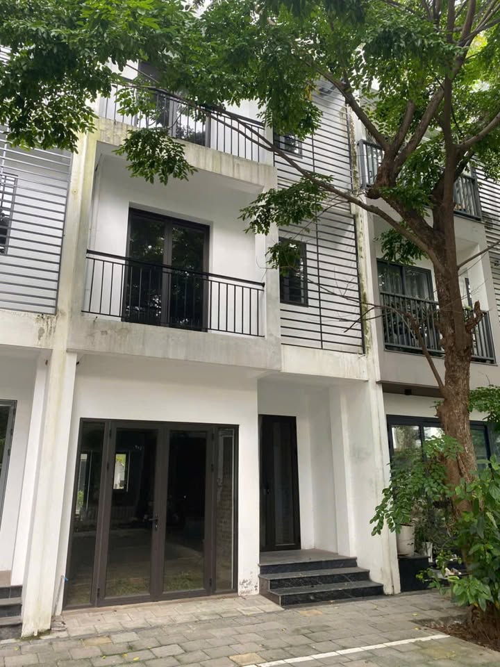 Townhouse tại Chung cư Mùa Xuân, 80m² - Thiết kế 4 tầng hướng Nam, giá thỏa thuận!