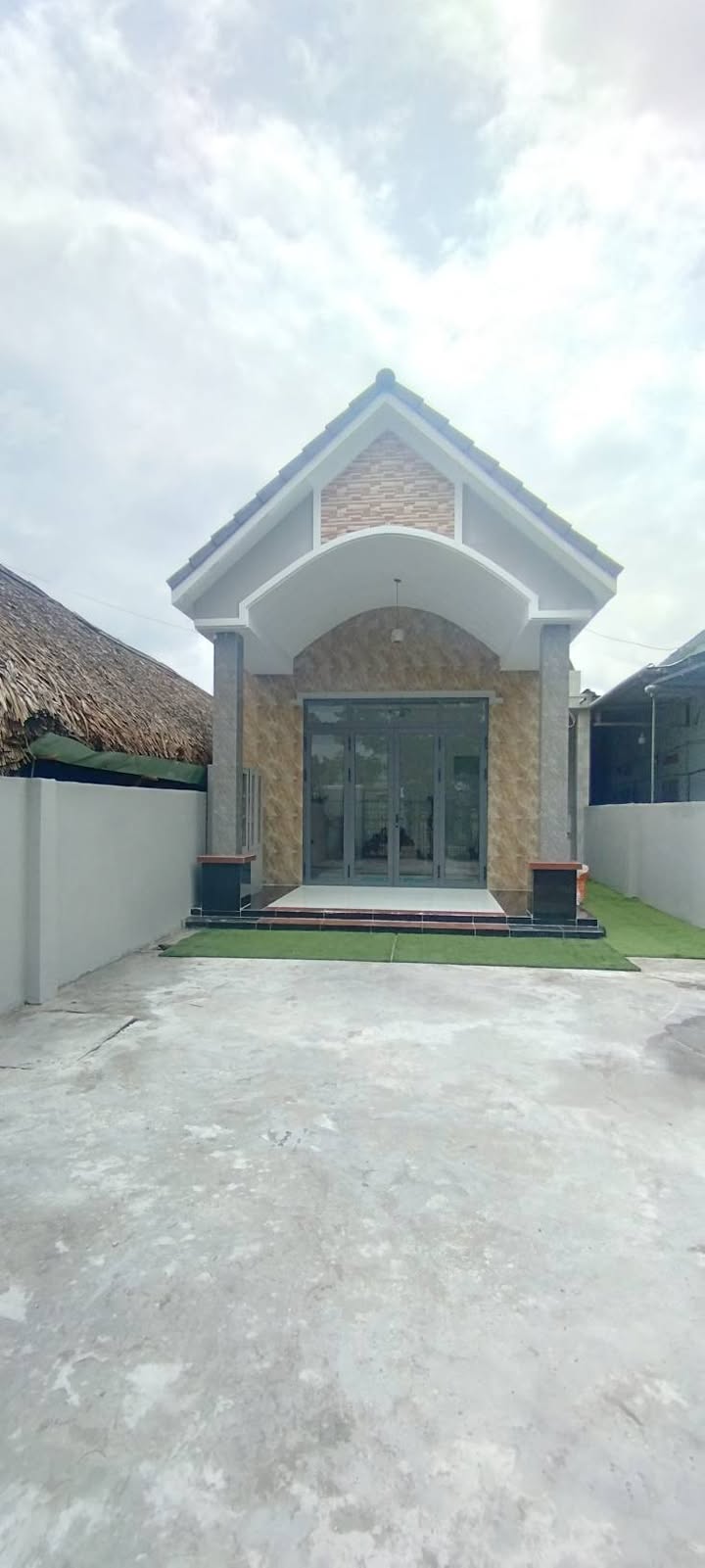 Nhà mặt tiền Lê Quang Định, Khánh Bình, 320m² giá 6.5 tỷ - Cơ hội vàng đầu tư!