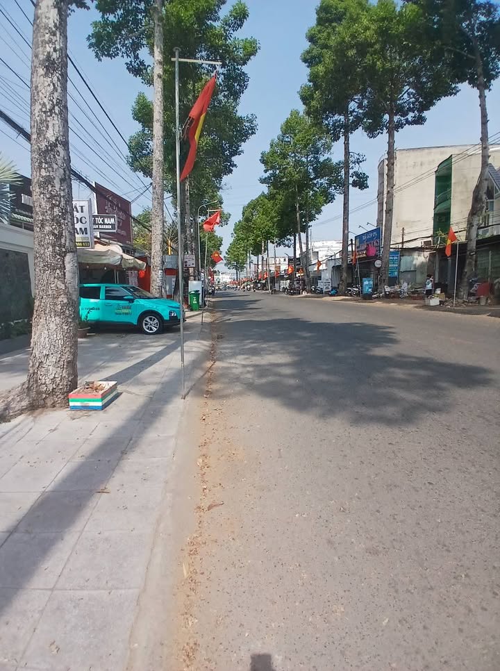 Nhà cấp 4 mặt tiền Phạm Hữu Lầu, P.6, Cao Lãnh 96m² giá 4.5 tỷ - Chính chủ bán gấp!