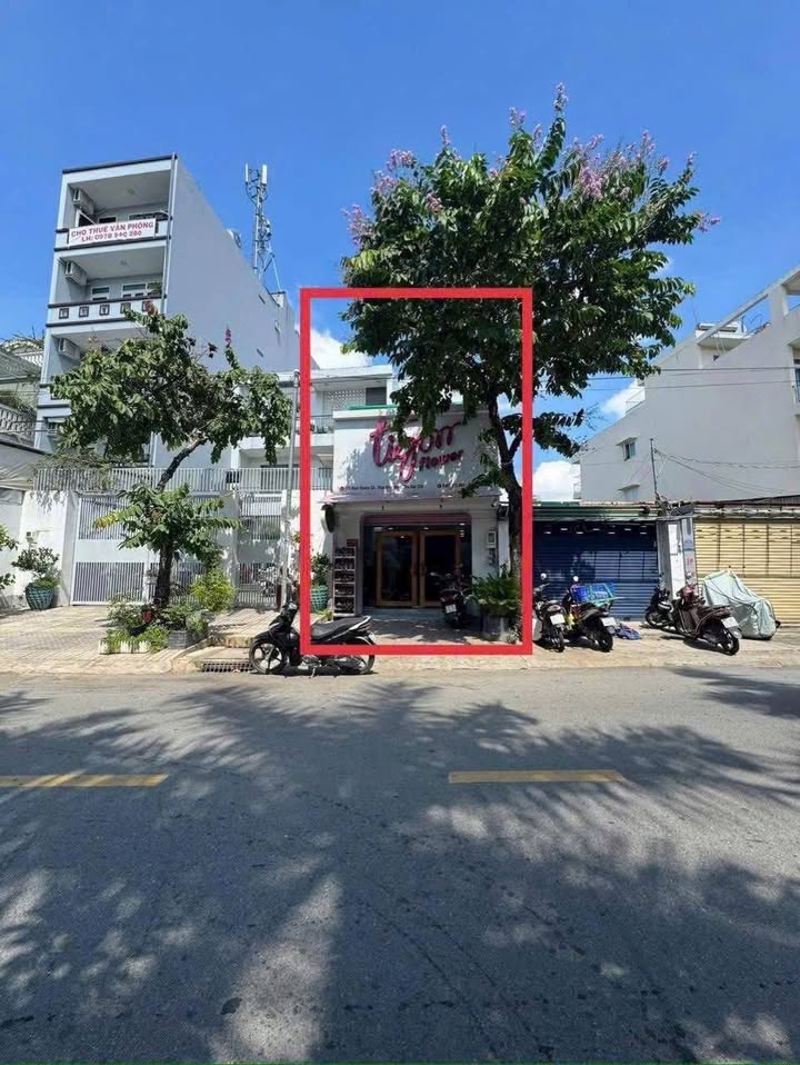 Nhà mặt tiền Quốc Hương Thảo Điền 110m² giá 32 tỷ - Cơ hội đầu tư hiếm có!