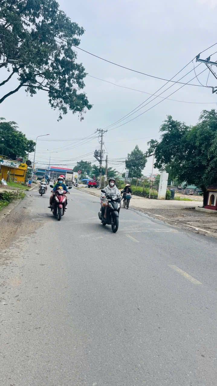 Đất thổ cư mặt tiền đường Cây Da, Dĩ An 2800m² giá 70 tỷ - Thích hợp làm kho xưởng