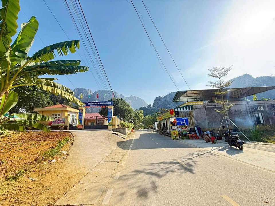 Đất nền 241m² tại Thị trấn Chi Nê, Huyện Lạc Thủy - Giá chỉ 1.5 tỷ, Kinh doanh hiệu quả!