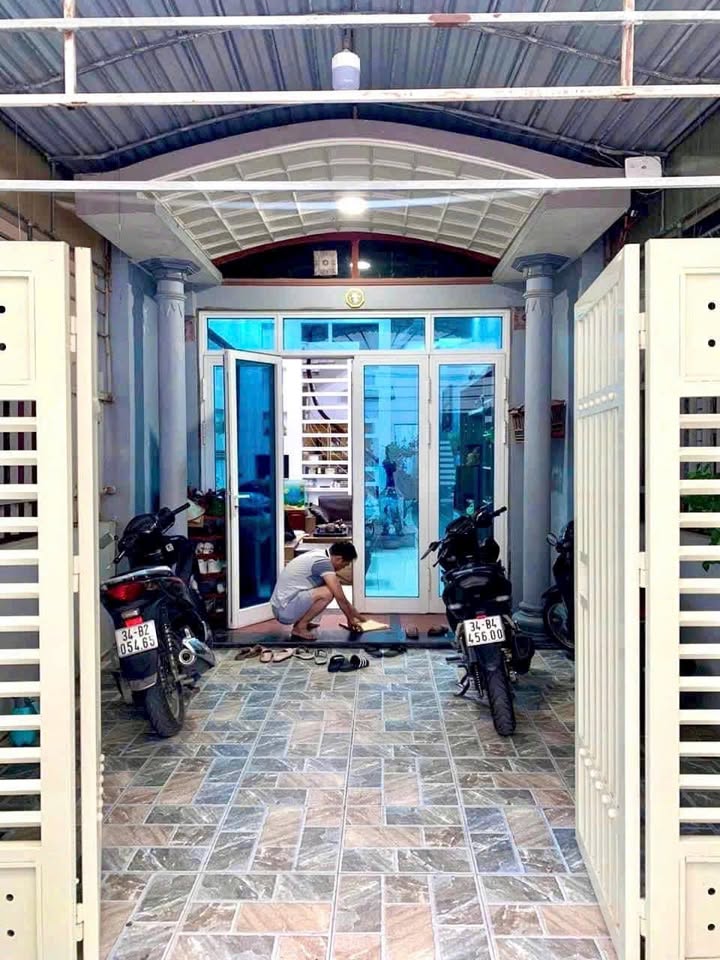 Nhà vườn 3 tầng Ngô Quyền, Hải Dương 93m² - Thiết kế sang trọng, giá chỉ 3 tỷ!