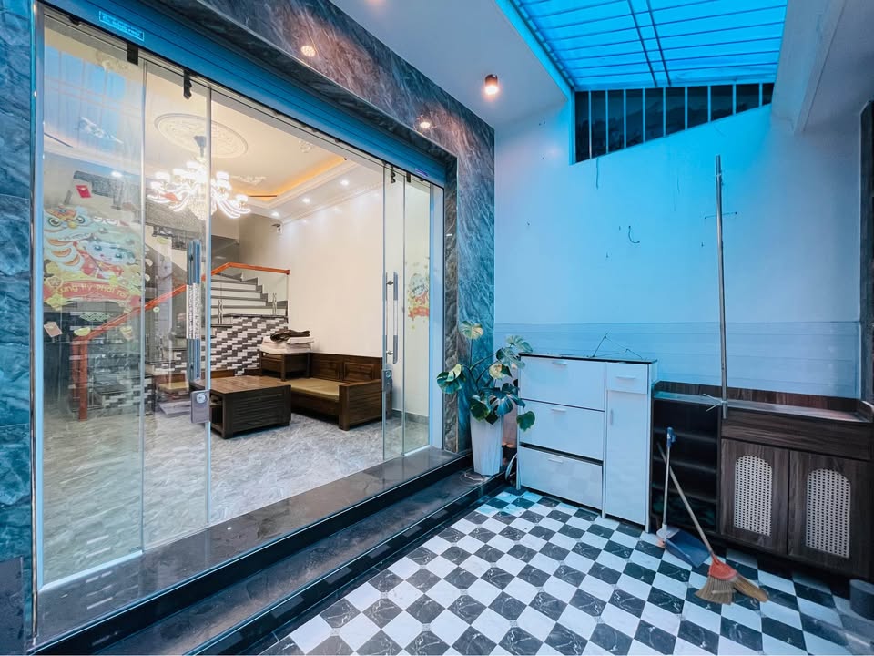 Nhà phố Nguyễn Công Hòa 51m² giá 4.15 tỷ - Kinh doanh thoải mái, vào tận cửa!