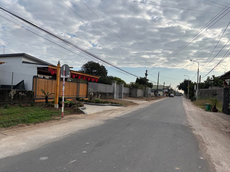 Đất nền Trảng Bom 110m² giá 800 triệu - Sổ hồng chính chủ, xây dựng tự do!