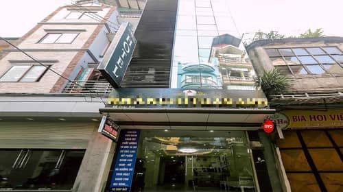 Khách sạn mini mặt phố Giáp Bát 102m² giá 35.8 tỷ - Đầu tư sinh lời ổn định!