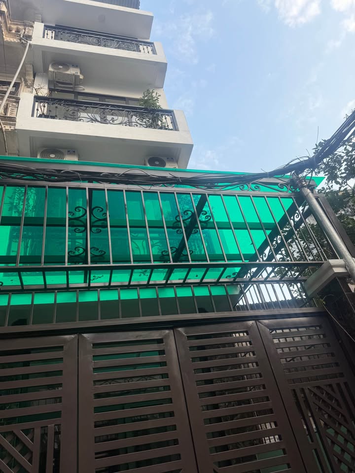 Nhà đẹp Cầu Giấy 47m² giá thỏa thuận - Không gian sống lý tưởng!