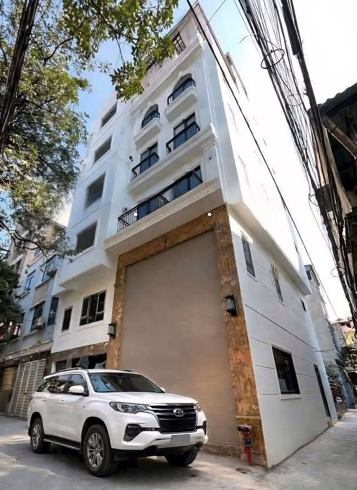 Nhà phố Cổ Nhuế 50m² giá 16 tỷ - Ô tô vào tận nhà!