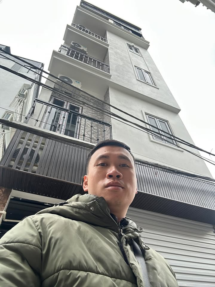 Nhà phố Tây Mỗ – 70m² – 5 tầng – Ô tô vào tận nhà, Kinh doanh thuận lợi!