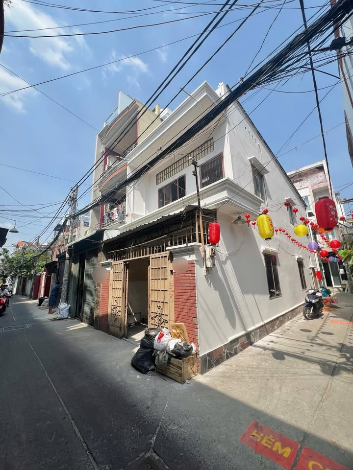 Nhà phố Tân Bình 65m² giá 8.6 tỷ - Lô góc 2 mặt tiền không lộ giới!