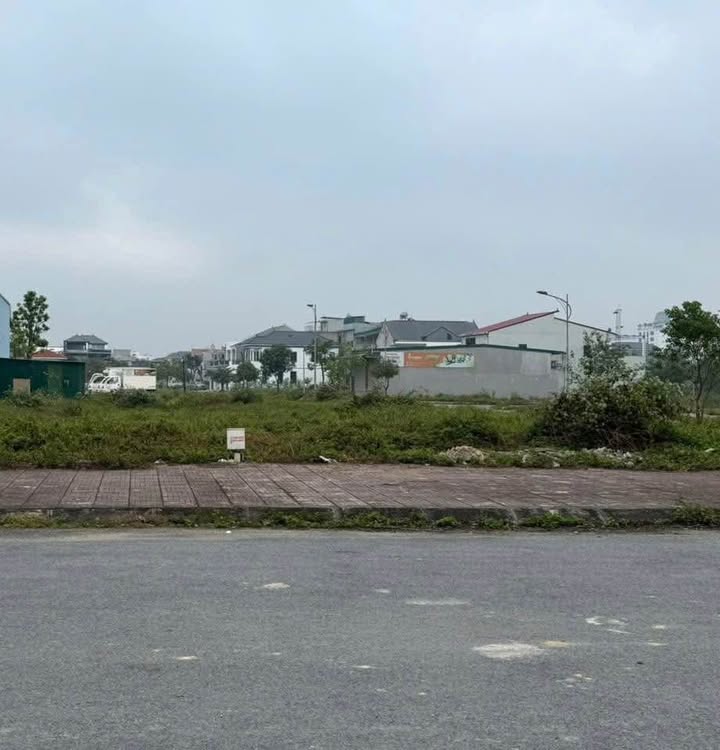 Đất nền siêu đẹp tại Thị trấn Đô Lương 180m² giá chỉ 3 tỷ - Đầu tư sinh lời ngay!