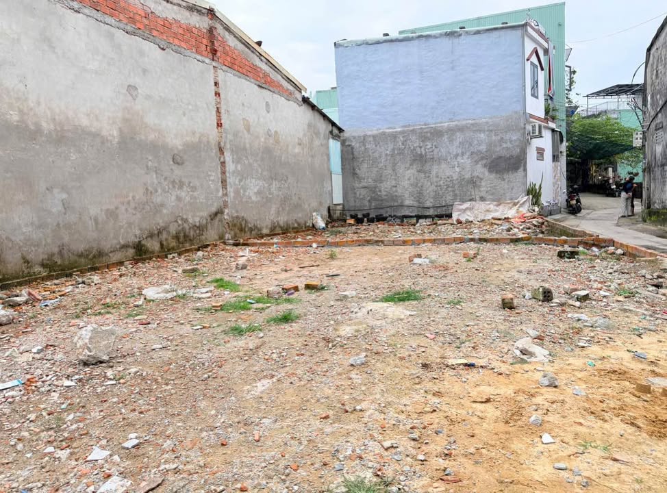 Nhà góc kiệt ô tô Hòa Khánh Nam 75m² giá 2 tỷ - Đầu tư sinh lời ngay!