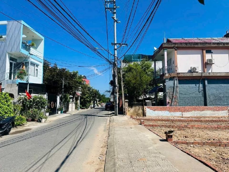 FrontHouse đường Trinh Đường, Cẩm Lệ 80m² giá 3.7 tỷ - Đầu tư sinh lời hấp dẫn!