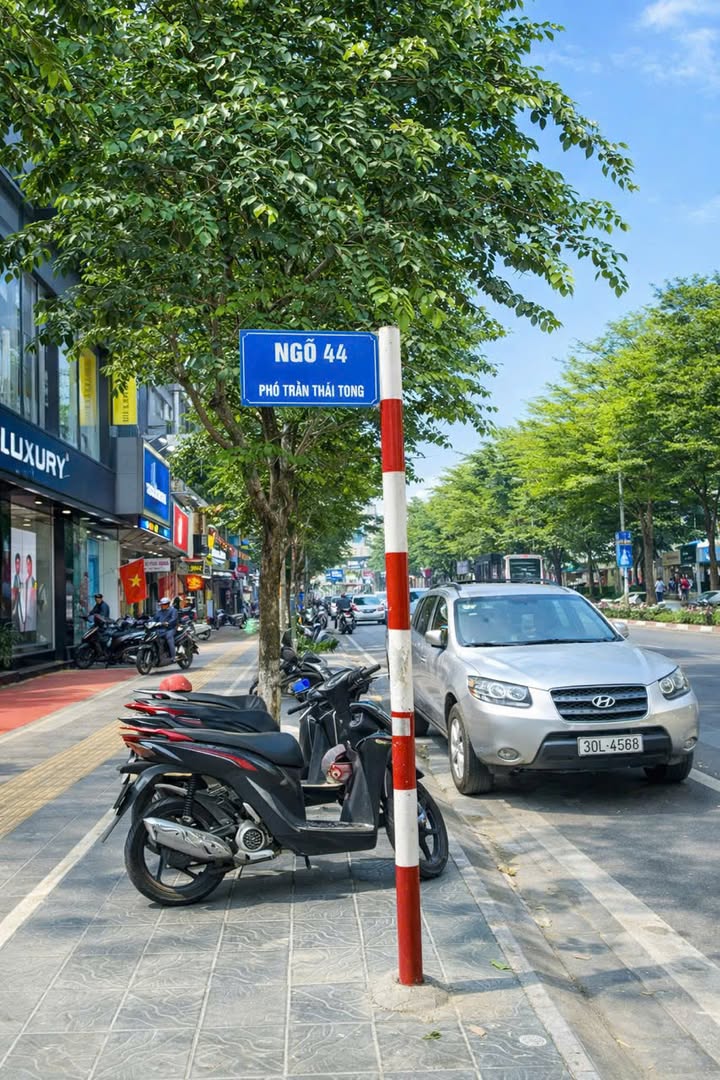 Nhà Ngõ Trần Thái Tông, Cầu Giấy, 60m² giá 13.5 tỷ - Cơ hội hiếm có!