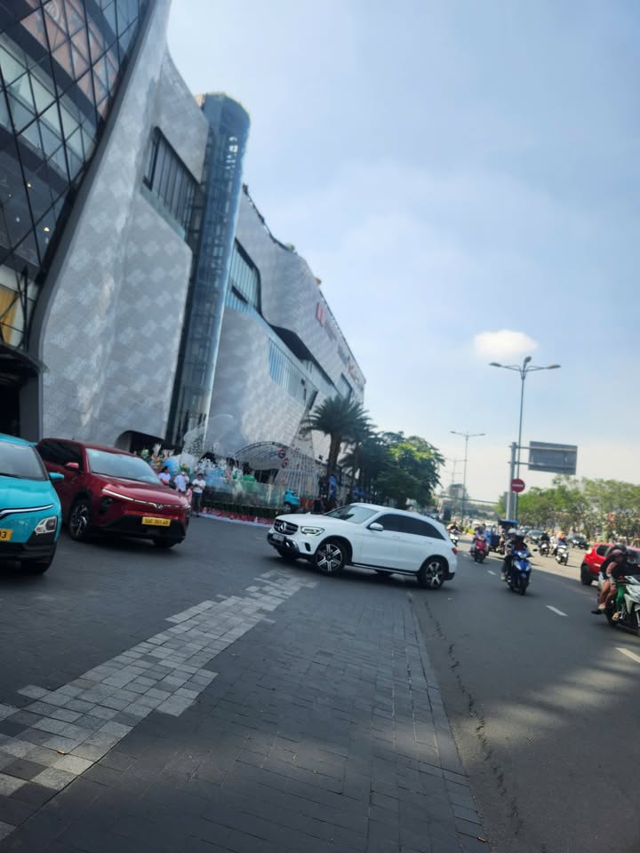 Nhà 2 tầng Thủ Đức 50m² giá 4 tỷ - Gần Đại học Luật!