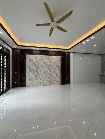 Nhà 2 tầng Ngõ Văn Miếu, Lương Văn Tri 75m² giá 2 tỷ - Thiết kế hiện đại, sẵn sàng vào ở!