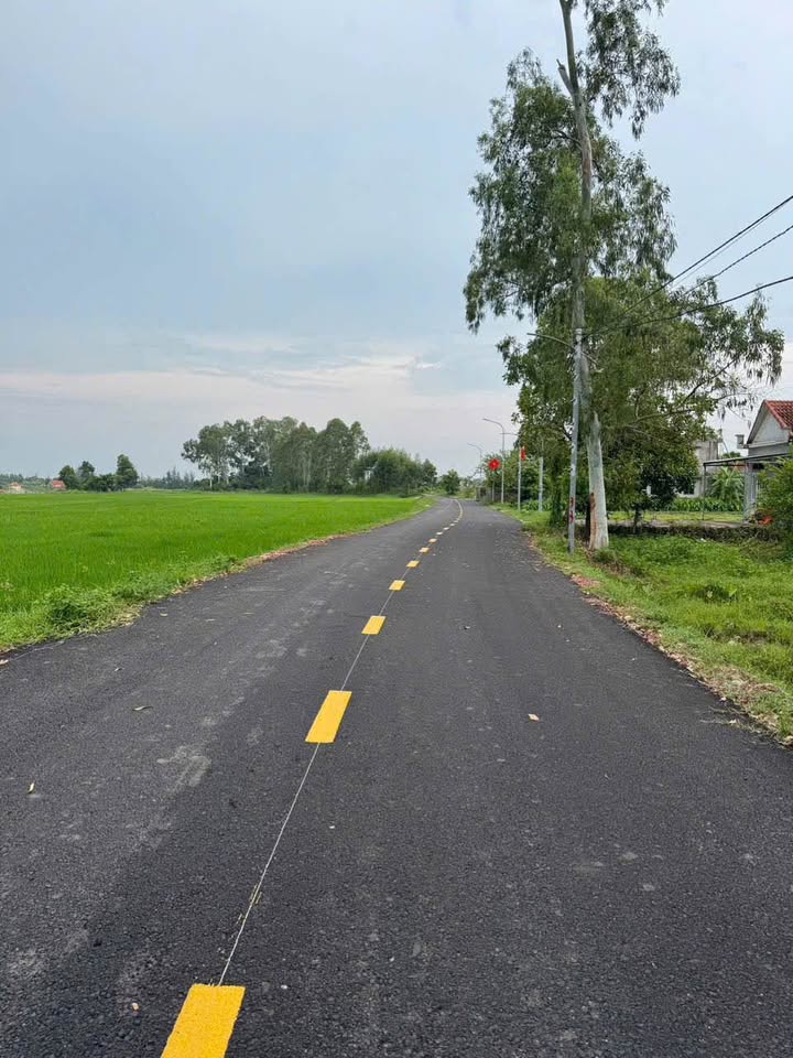 Đất nền mặt đường chính thôn 9 Hải Đông 173m² giá chỉ 600 triệu - Cơ hội đầu tư tuyệt vời!