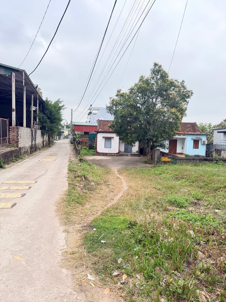 Đất nền mặt tiền QL18A, 401m² chỉ 2.999 tỷ - Cơ hội đầu tư tuyệt vời!