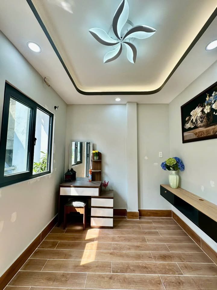 Nhà bán Phó Cơ Điều, Quận 11, 22m² giá 3.88 tỷ - Sổ hồng riêng chính chủ!