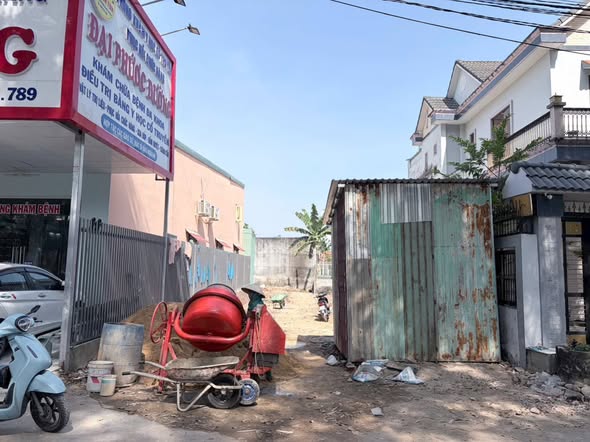 Mặt bằng cho thuê tại Võ Văn Tần, Đức Hòa 210m² giá 9 triệu - Địa điểm lý tưởng cho kinh doanh!