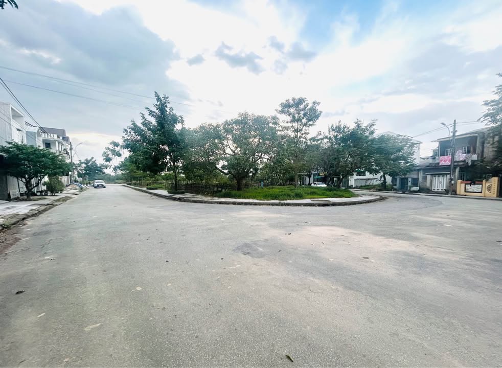 Đất mặt tiền Dương Xuân Hạ, TP. Huế 114m² giá 3.99 tỷ - Cơ hội đầu tư tuyệt vời!