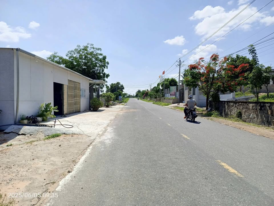 Đất mặt tiền nhựa 715 Thôn 2 xã Hàm Đức 1254m² giá 3.5 tỷ - Cơ hội đầu tư tuyệt vời!