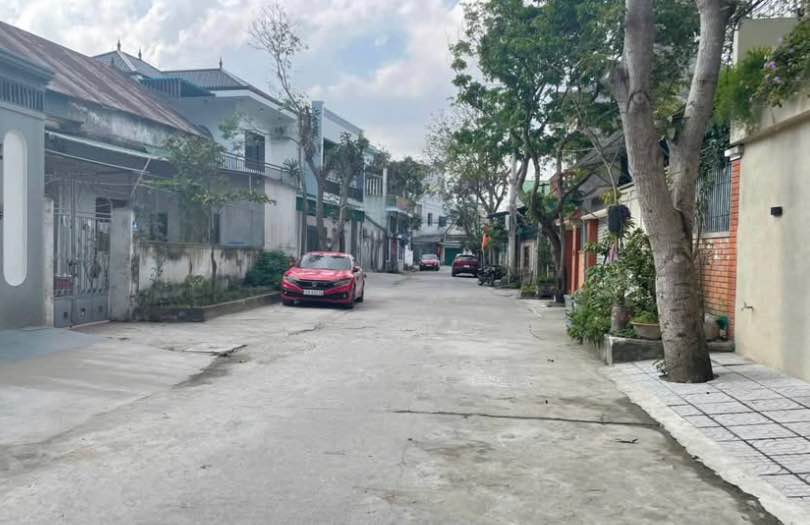 Đất nền Hưng Dũng, Vinh 60m² giá 2 tỷ - Vị trí trung tâm, thuận tiện mọi bề!