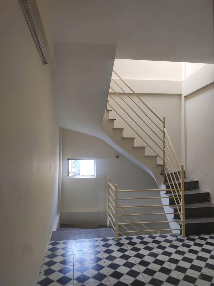 Nhà 3 tầng Liên Phương - Thường Tín 30m² giá 1.38 tỷ - Đường ô tô tránh nhau