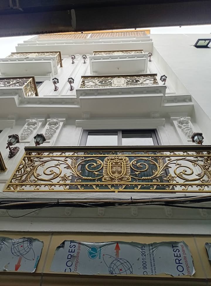 Nhà phố Vĩnh Hưng, Hoàng Mai 42m² giá 11 tỷ - Ô tô đỗ, thang máy