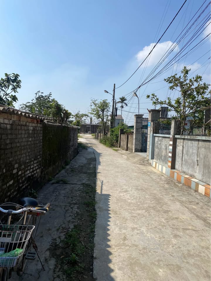 Đất lô góc 3 mặt tiền Hưng Dũng 100m² giá 2 tỷ - Cơ hội đầu tư hiếm có!