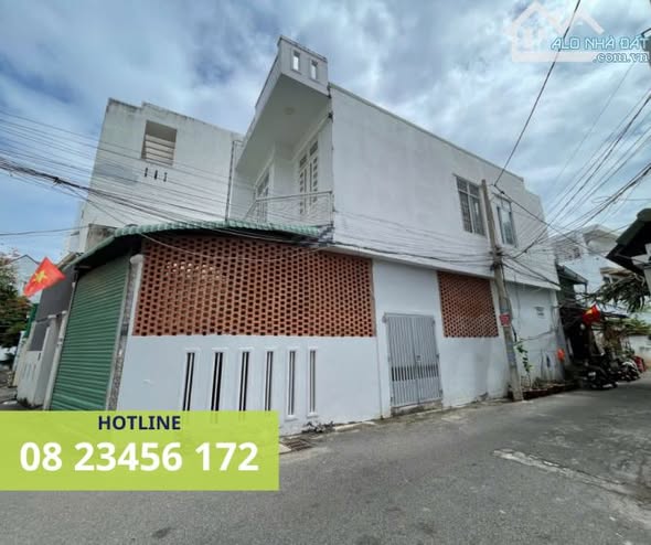 Nhà 2 mặt tiền Lạc Long Quân - Phường 2 - 70m² - Đầu tư sinh lời ngay!