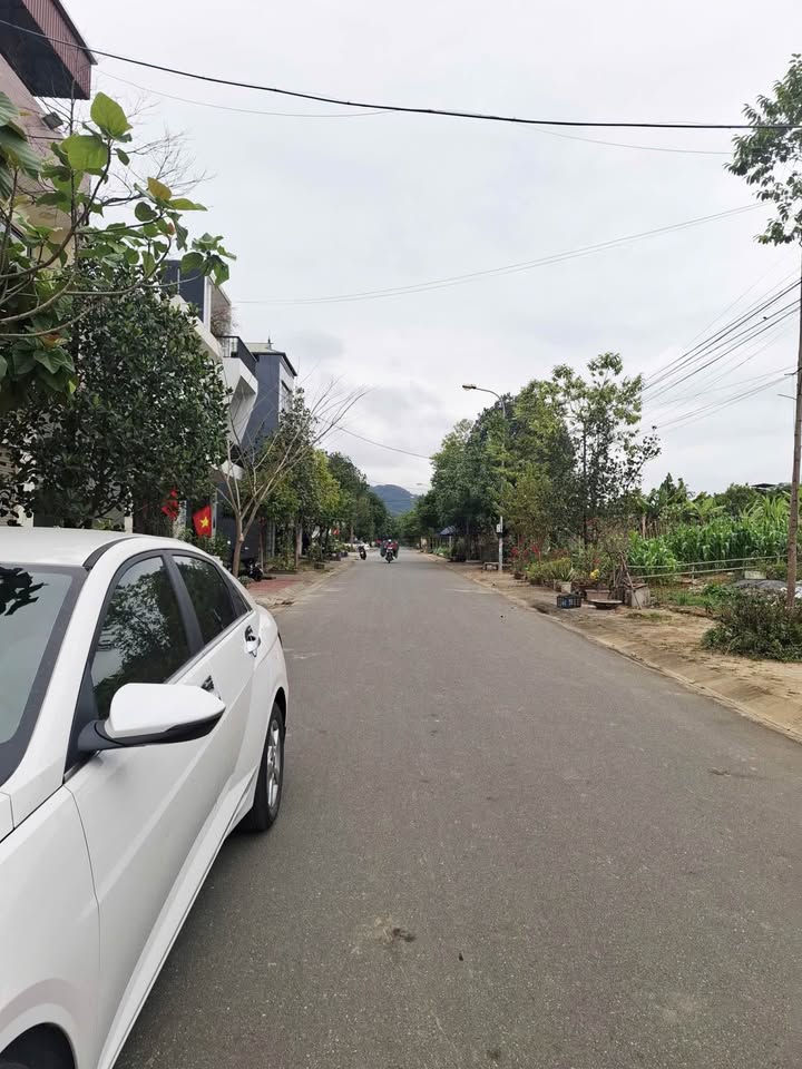 Đất nền Phường Bình Minh, 100m² giá 1.4 tỷ - Sổ hồng chính chủ, hướng Đông vượng khí!