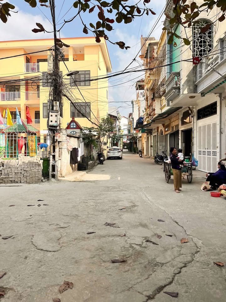 Lô đất 100m² đường Hải Thượng Lãn Ông giá 3 tỷ - Tiện đầu tư & ở ngay!