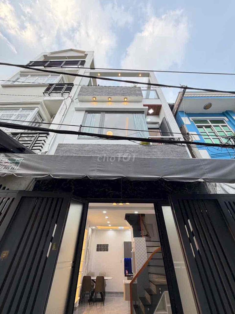 Nhà 3 tầng gần cầu Nguyễn Tri Phương, P9, Q8 - Giá 5.75 tỷ - Sổ hồng riêng!