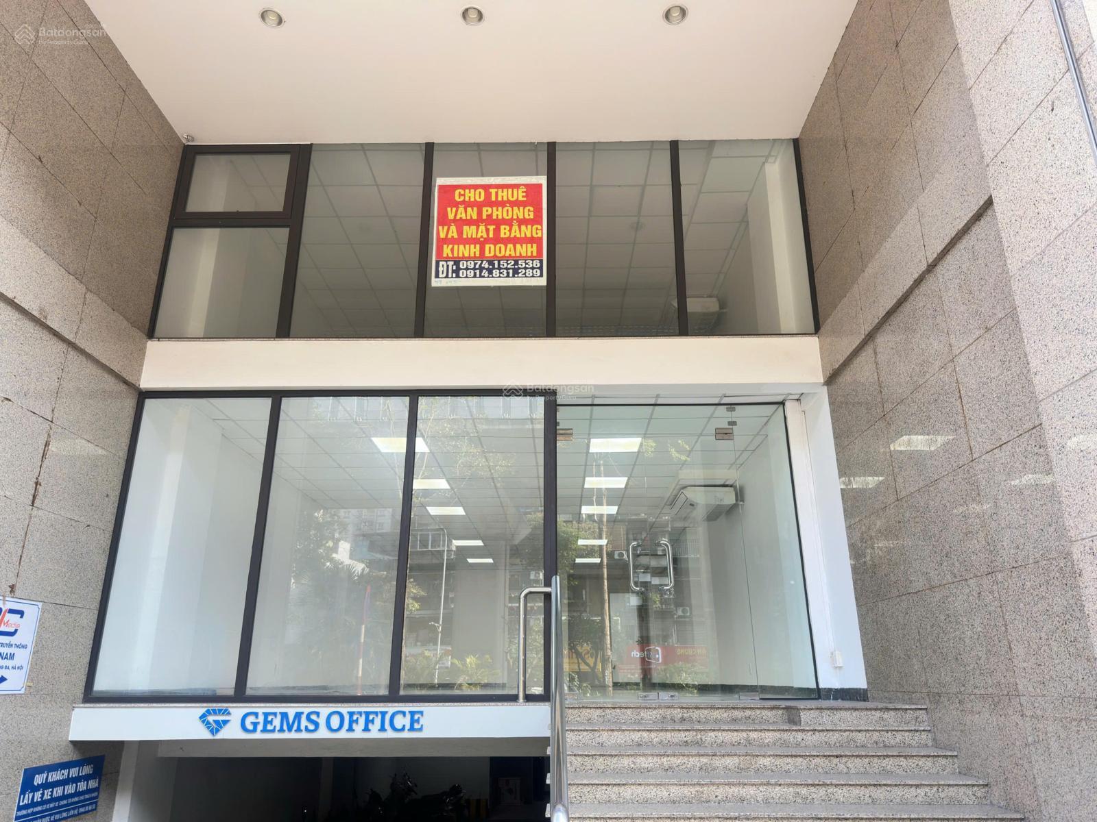 Showroom cho thuê tại 25 Yên Lãng, Đống Đa, 300m² - Mặt tiền cực đẹp, vị trí đắc địa!