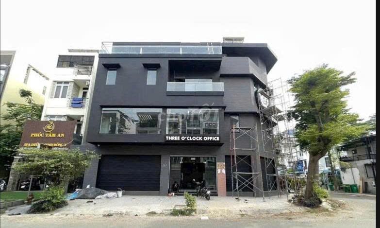 Cho thuê nhà mặt tiền Phan Đăng Lưu 300m² giá 160 triệu - Vị trí đắc địa cho kinh doanh!