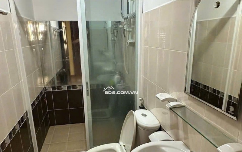 Chung cư cho thuê An Dương Vương, P8, Q5 73m² giá 9 triệu - Không gian sống tiện nghi!