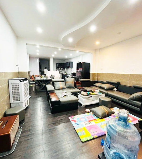 Nhà đường Số 4, Phường 10, Quận Tân Bình, 105m² giá nhỉnh 8 tỷ - Hiện trạng đẹp, vào ở ngay!