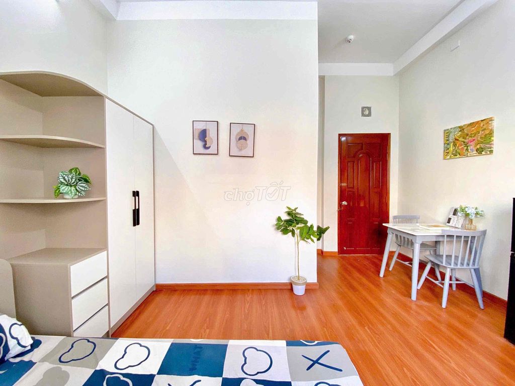 Phòng trọ Studio 30m² Lê Văn Sỹ, Quận 3 giá 5.2 triệu - Nội thất đầy đủ, an ninh 24/7!