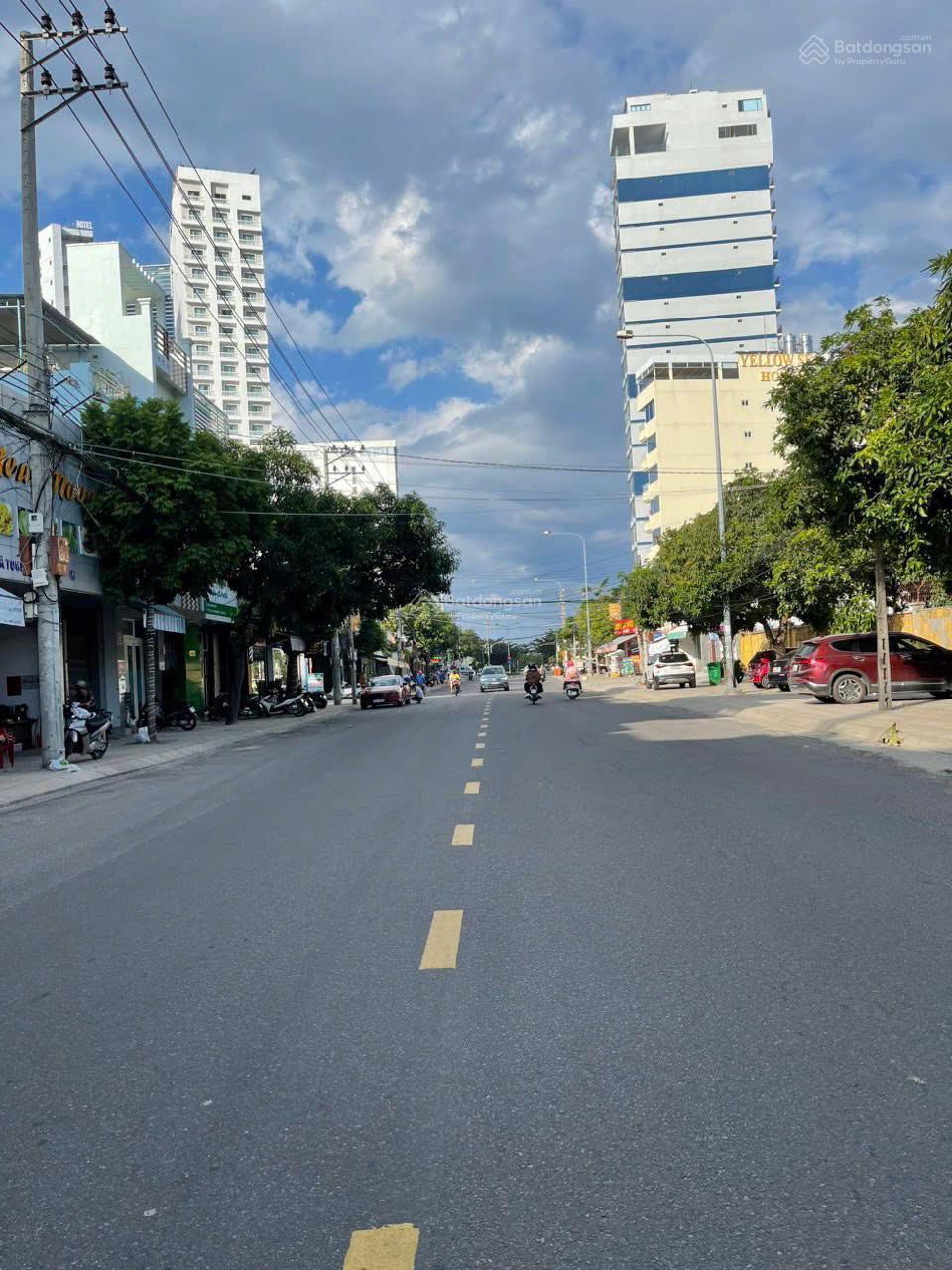 Bán đất VIP 2 mặt đường Dã Tượng, Nha Trang 200 m² - Đầu tư sinh lời cao!